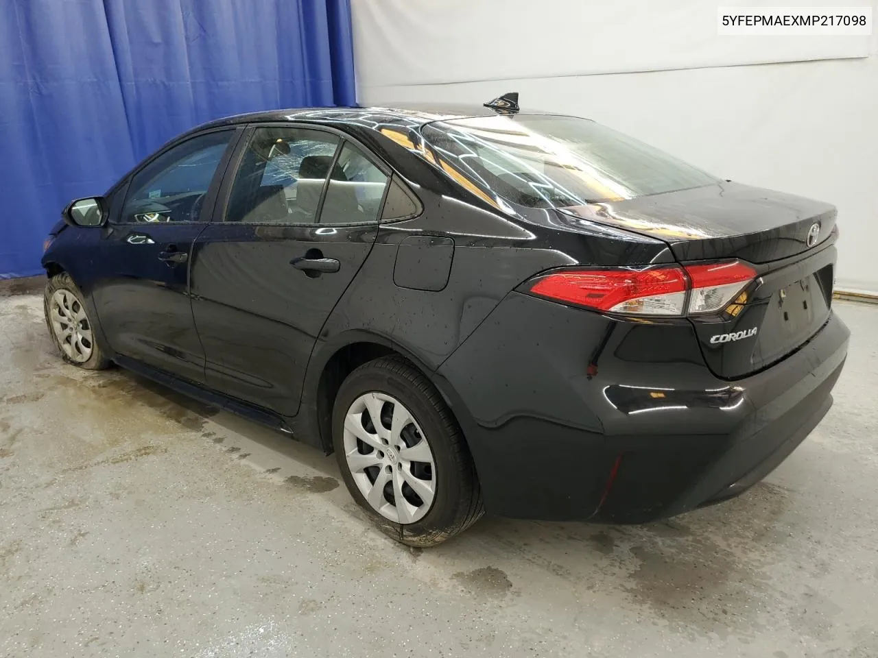 2021 Toyota Corolla Le VIN: 5YFEPMAEXMP217098 Lot: 64024674