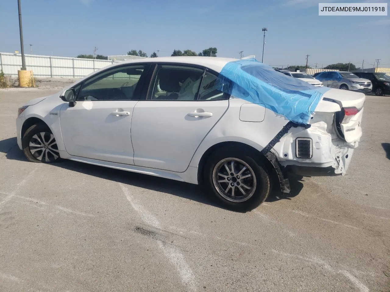 2021 Toyota Corolla Le VIN: JTDEAMDE9MJ011918 Lot: 69858404