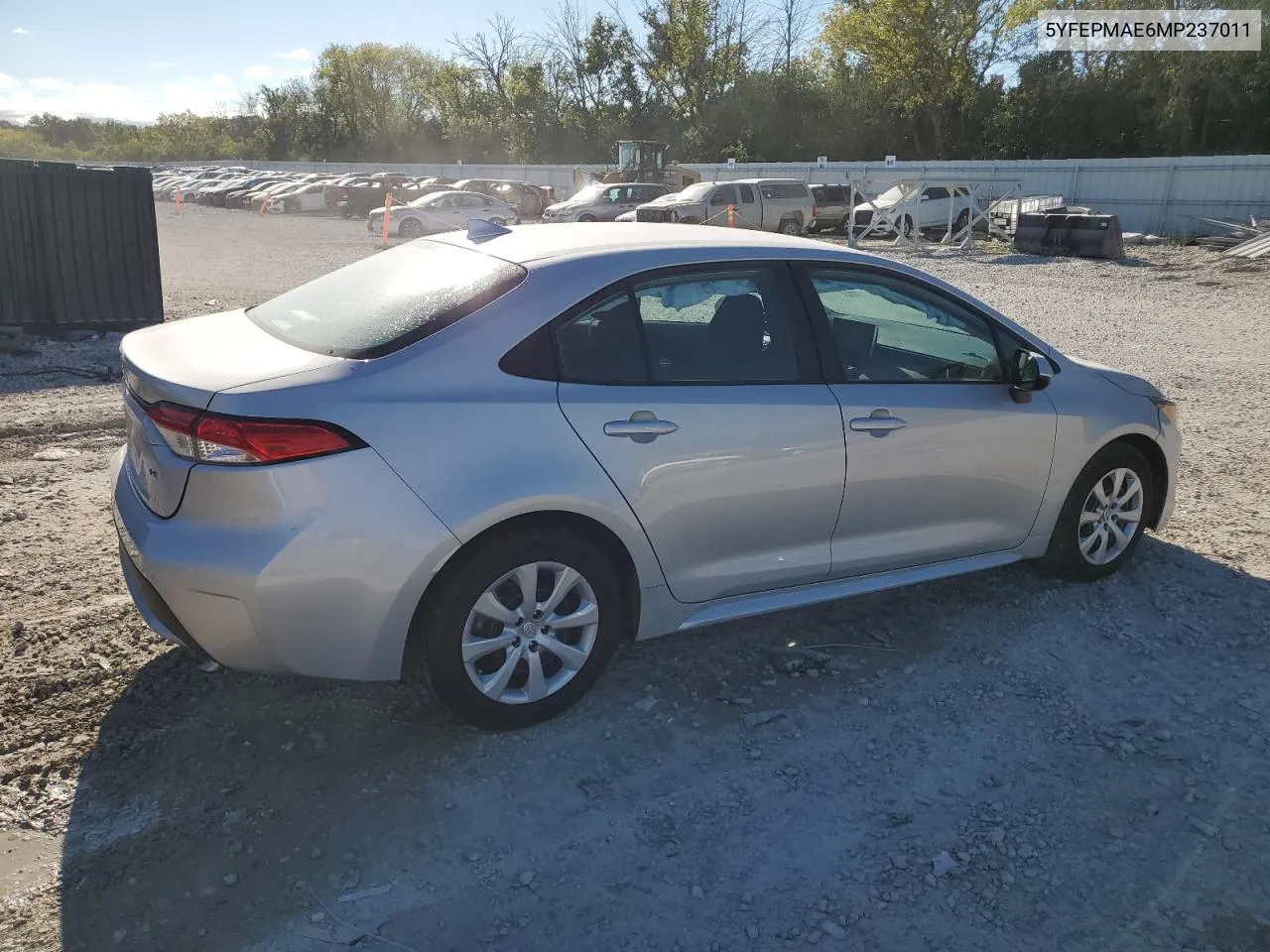 5YFEPMAE6MP237011 2021 Toyota Corolla Le