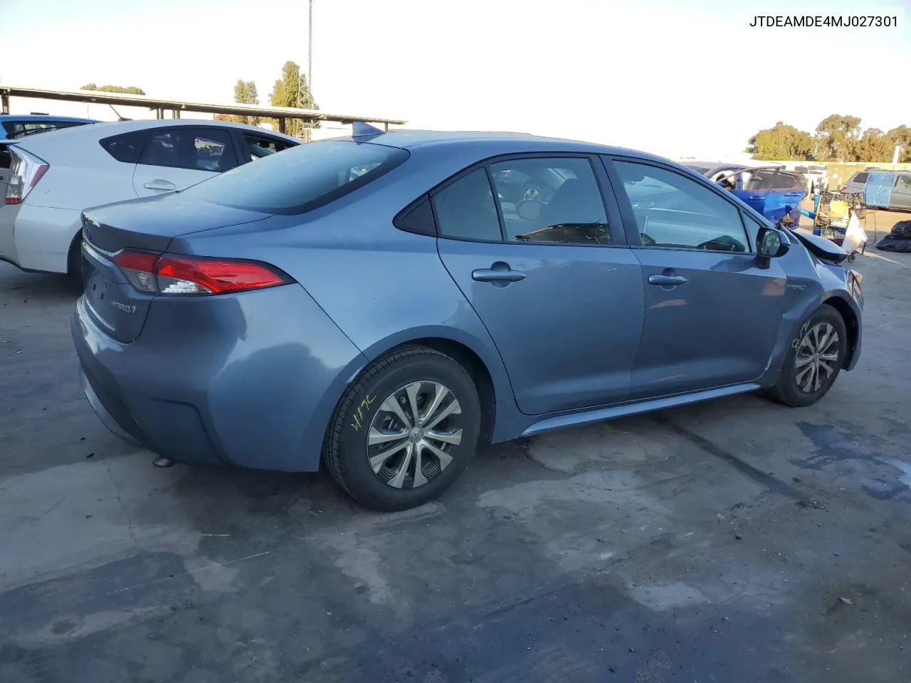 2021 Toyota Corolla Le VIN: JTDEAMDE4MJ027301 Lot: 74112644