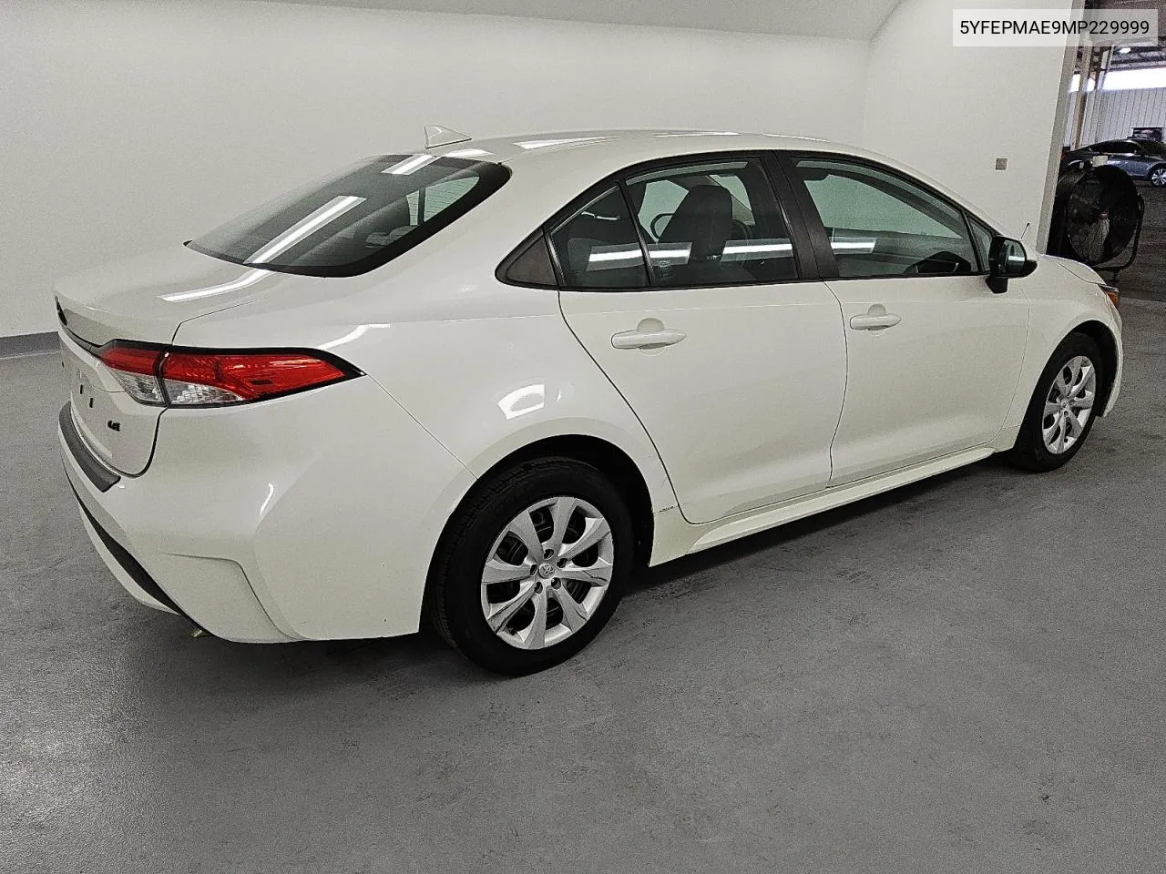 2021 Toyota Corolla Le VIN: 5YFEPMAE9MP229999 Lot: 76144384