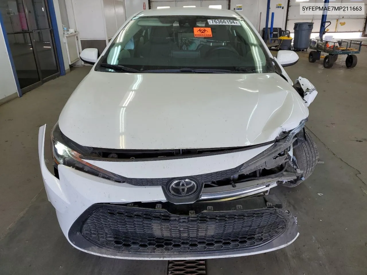 2021 Toyota Corolla Le VIN: 5YFEPMAE7MP211663 Lot: 76366194