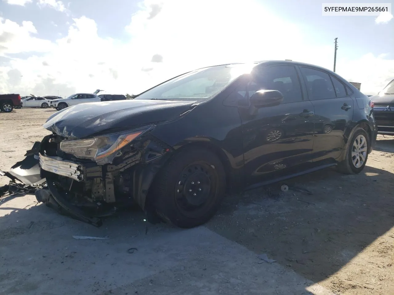 5YFEPMAE9MP265661 2021 Toyota Corolla Le