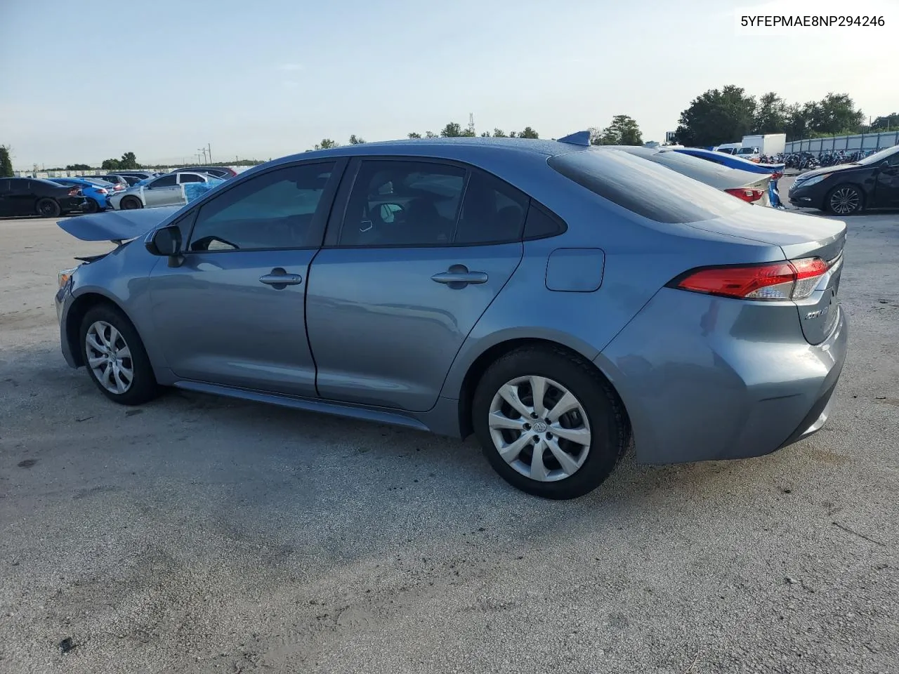 2022 Toyota Corolla Le VIN: 5YFEPMAE8NP294246 Lot: 71207064