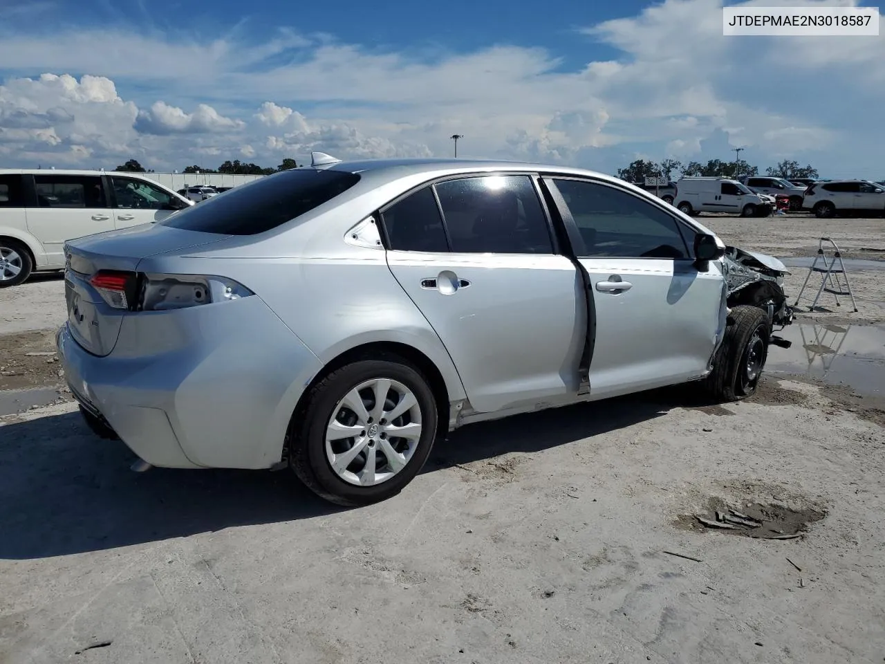 2022 Toyota Corolla Le VIN: JTDEPMAE2N3018587 Lot: 73567194