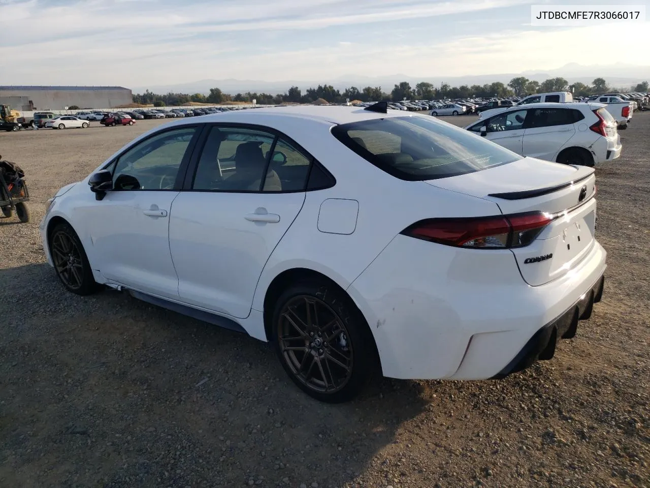 JTDBCMFE7R3066017 2024 Toyota Corolla Le