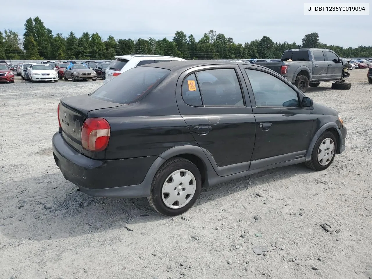 2000 Toyota Echo VIN: JTDBT1236Y0019094 Lot: 70330864