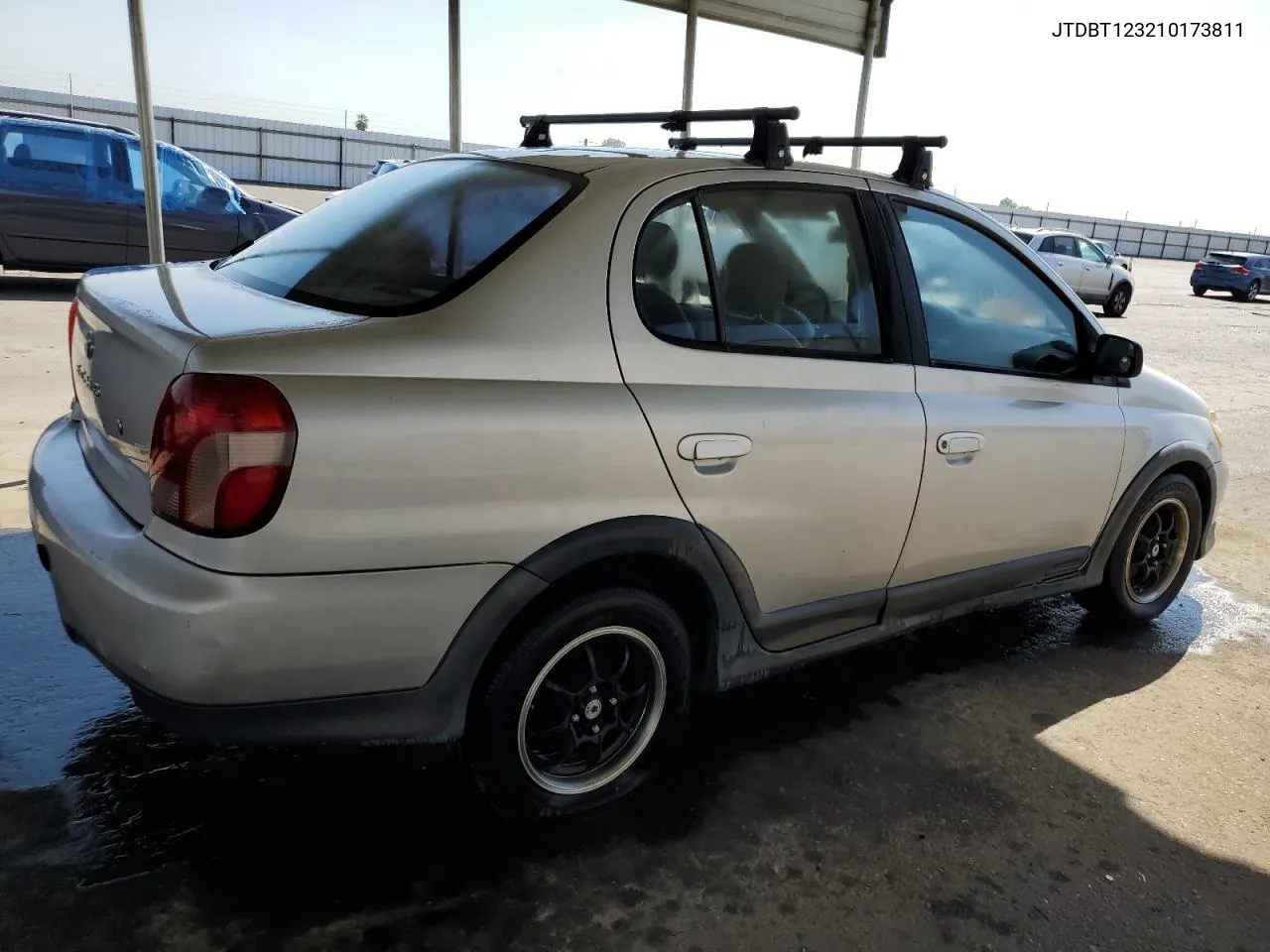 2001 Toyota Echo VIN: JTDBT123210173811 Lot: 73420574