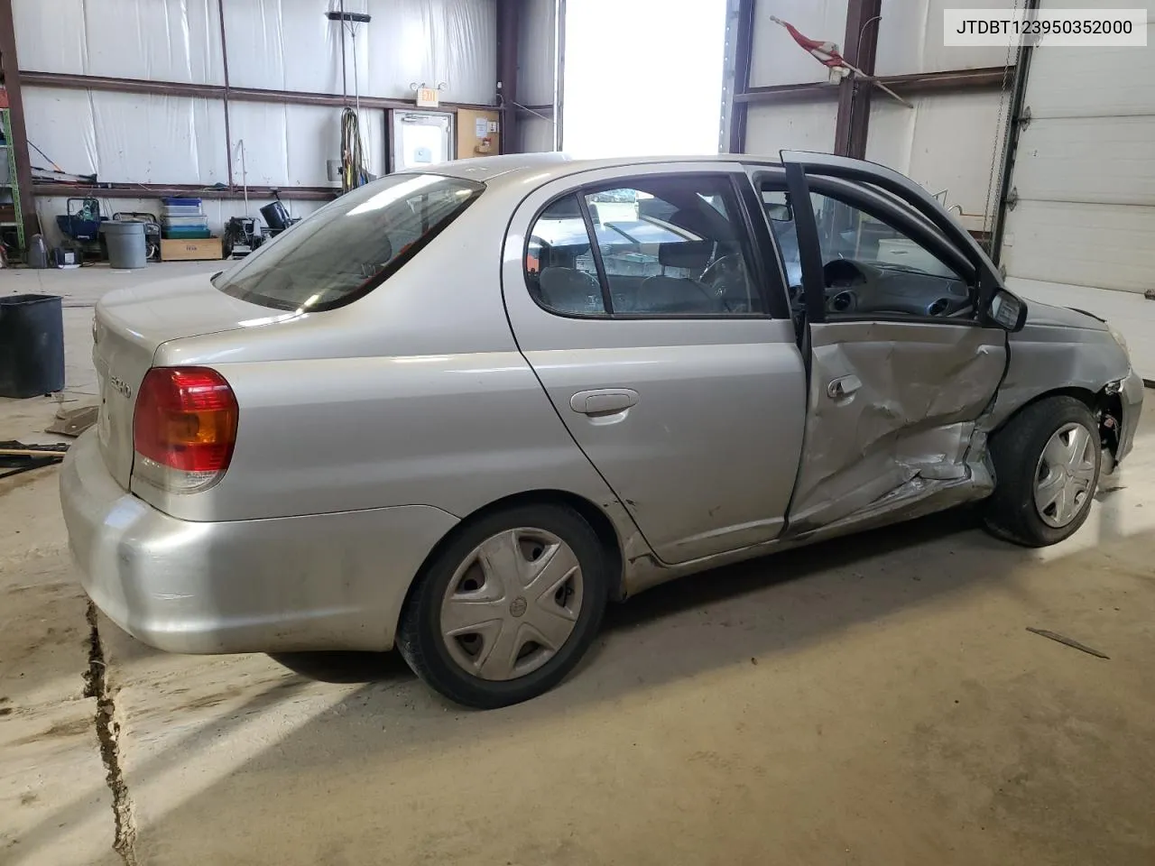 2005 Toyota Echo VIN: JTDBT123950352000 Lot: 51443294