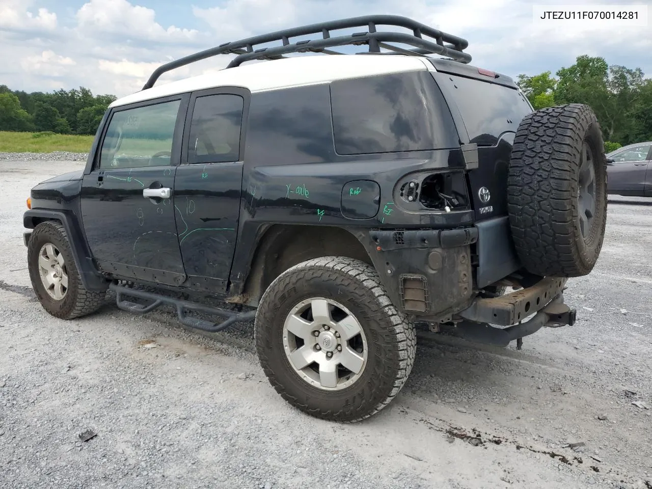 2007 Toyota Fj Cruiser VIN: JTEZU11F070014281 Lot: 58240434