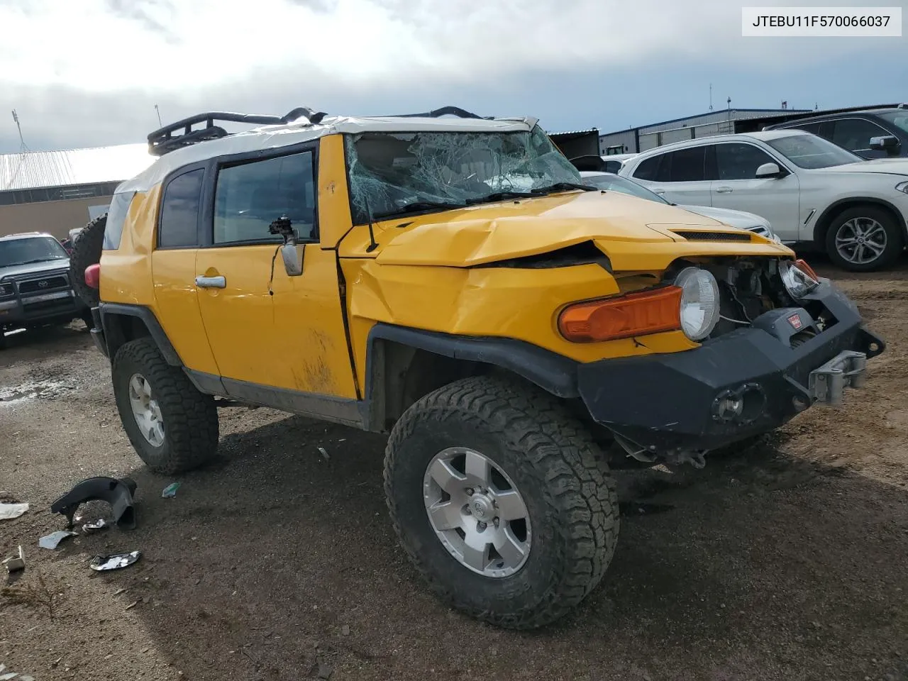 JTEBU11F570066037 2007 Toyota Fj Cruiser