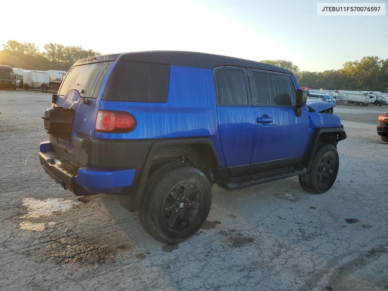 2007 Toyota Fj Cruiser VIN: JTEBU11F570076597 Lot: 70015584