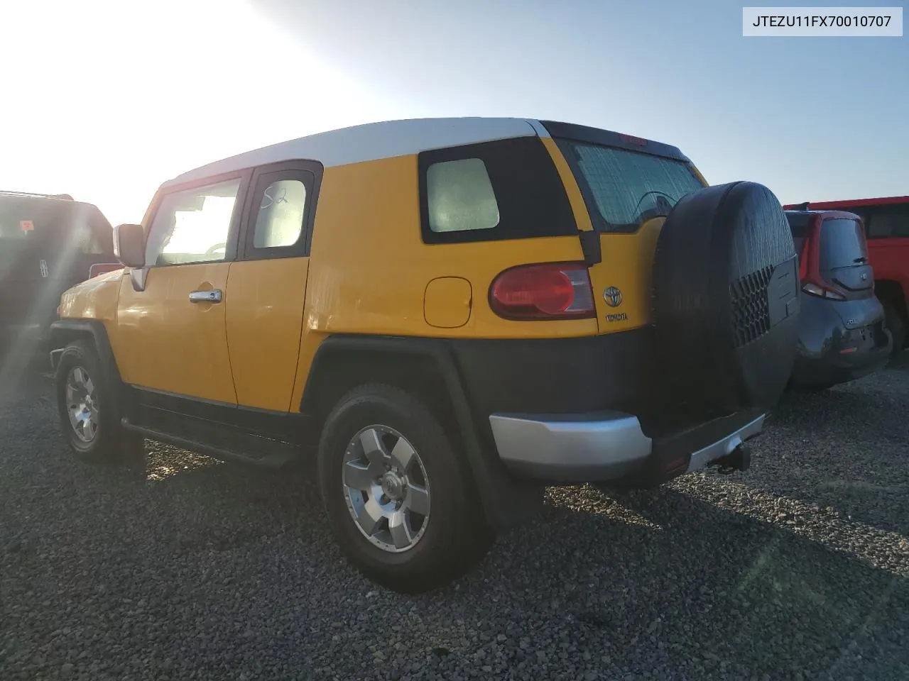 2007 Toyota Fj Cruiser VIN: JTEZU11FX70010707 Lot: 74664364