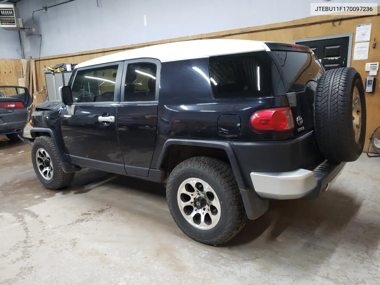 JTEBU11F170097236 2007 Toyota Fj Cruiser