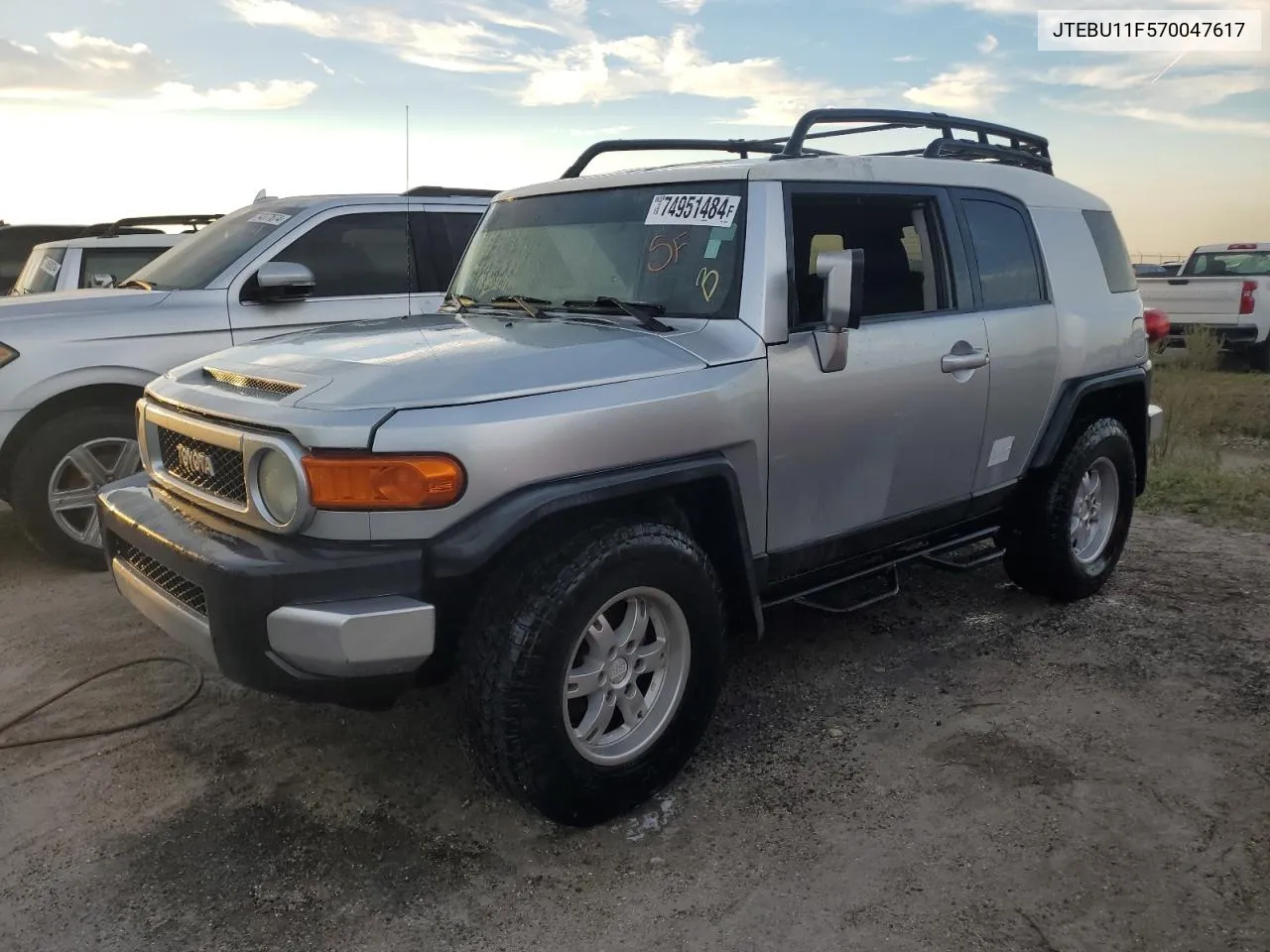 2007 Toyota Fj Cruiser VIN: JTEBU11F570047617 Lot: 74951484