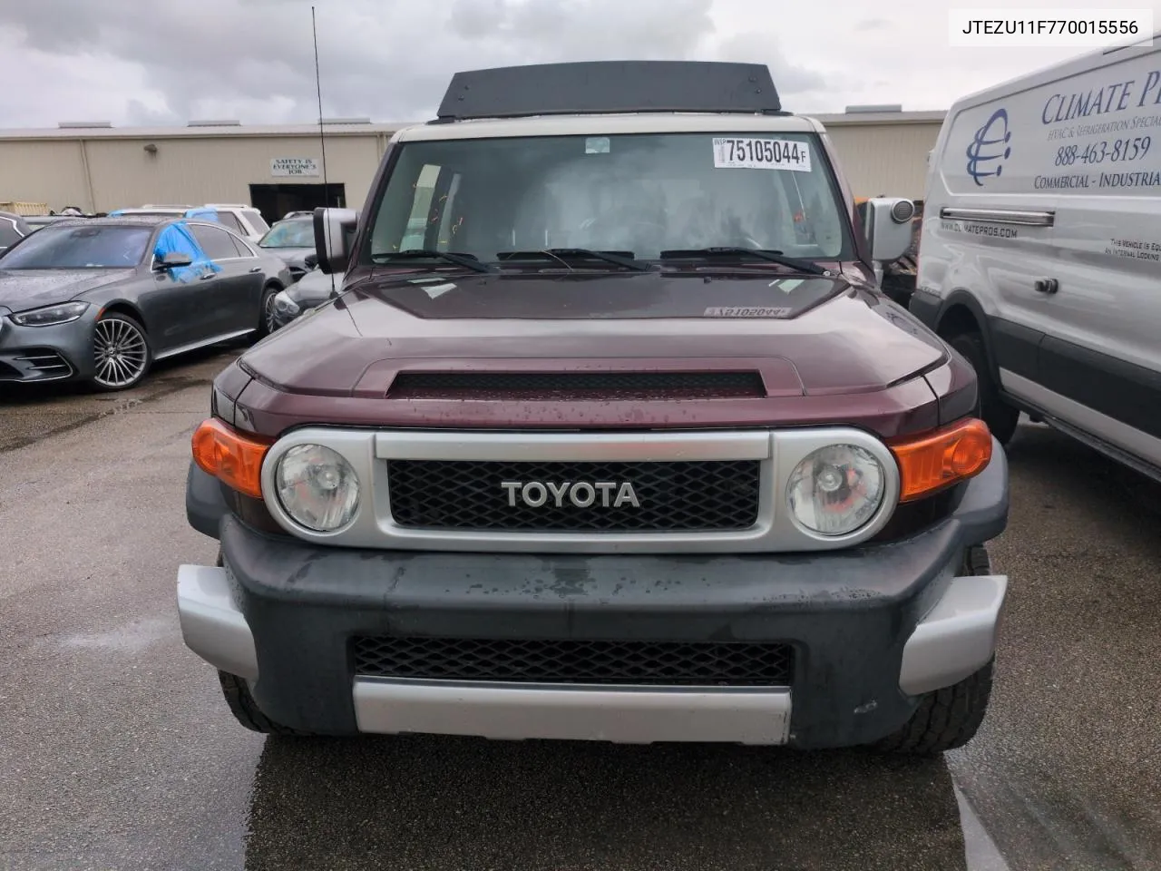 2007 Toyota Fj Cruiser VIN: JTEZU11F770015556 Lot: 75105044