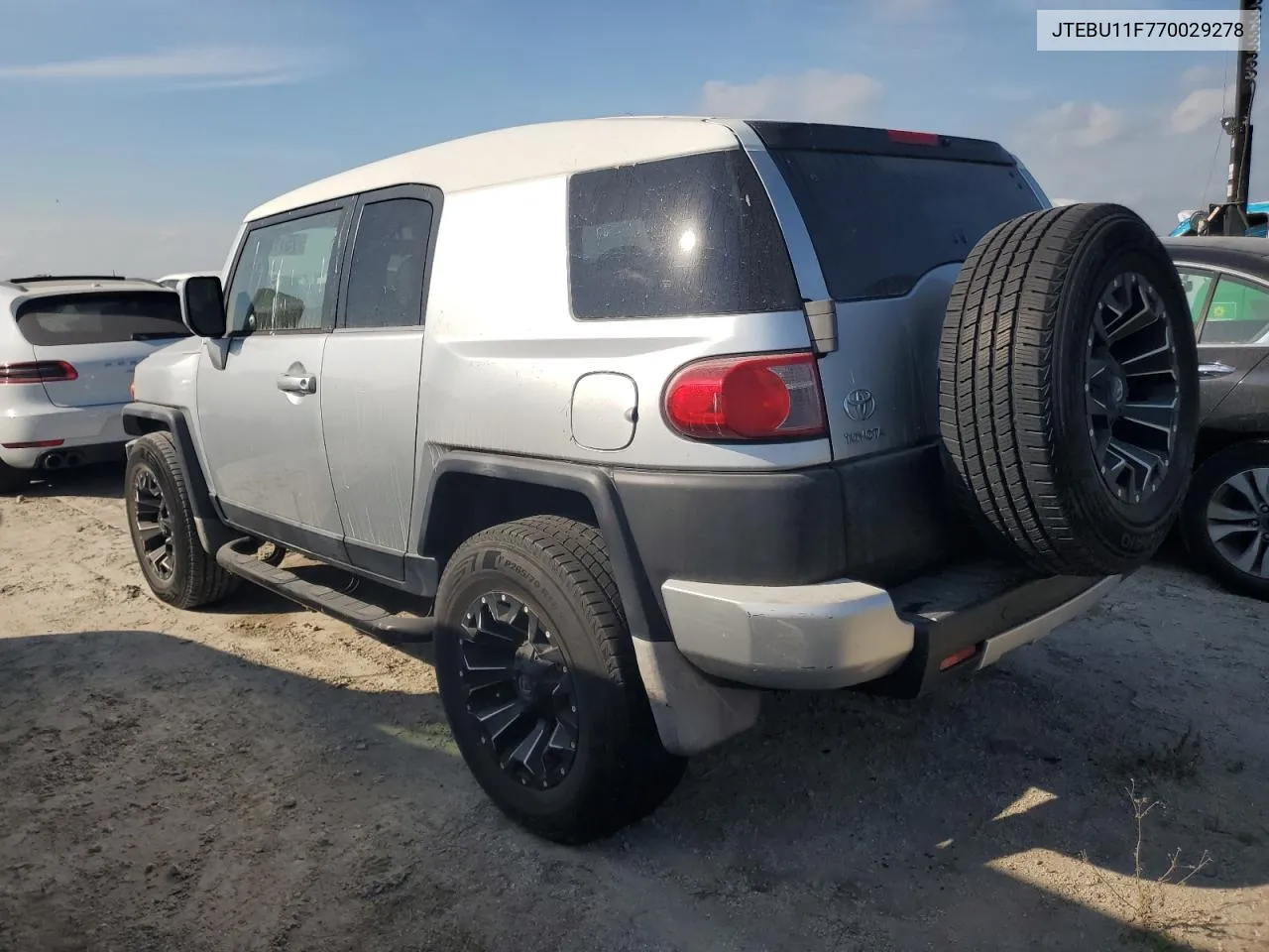 2007 Toyota Fj Cruiser VIN: JTEBU11F770029278 Lot: 75117204