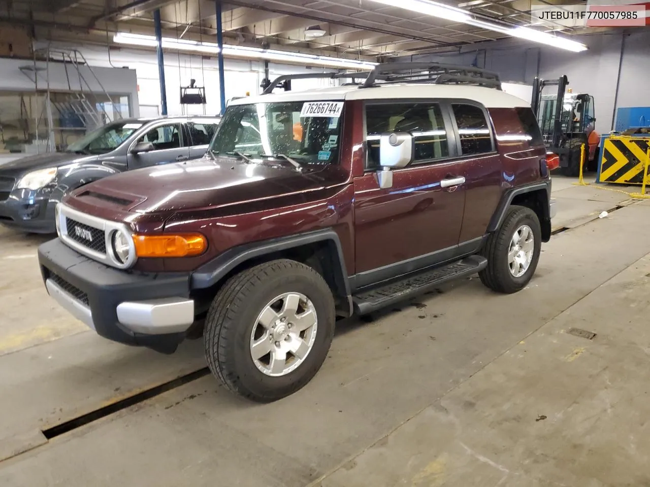 2007 Toyota Fj Cruiser VIN: JTEBU11F770057985 Lot: 76266744