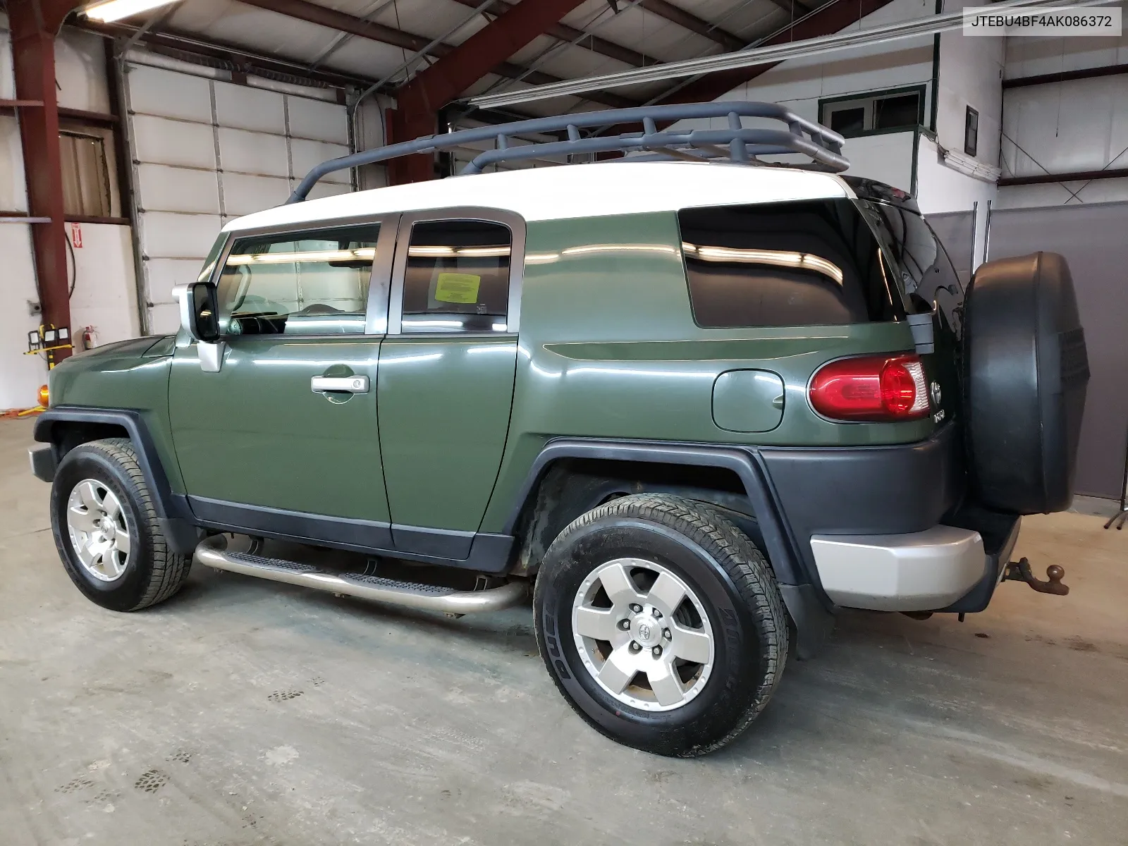 JTEBU4BF4AK086372 2010 Toyota Fj Cruiser