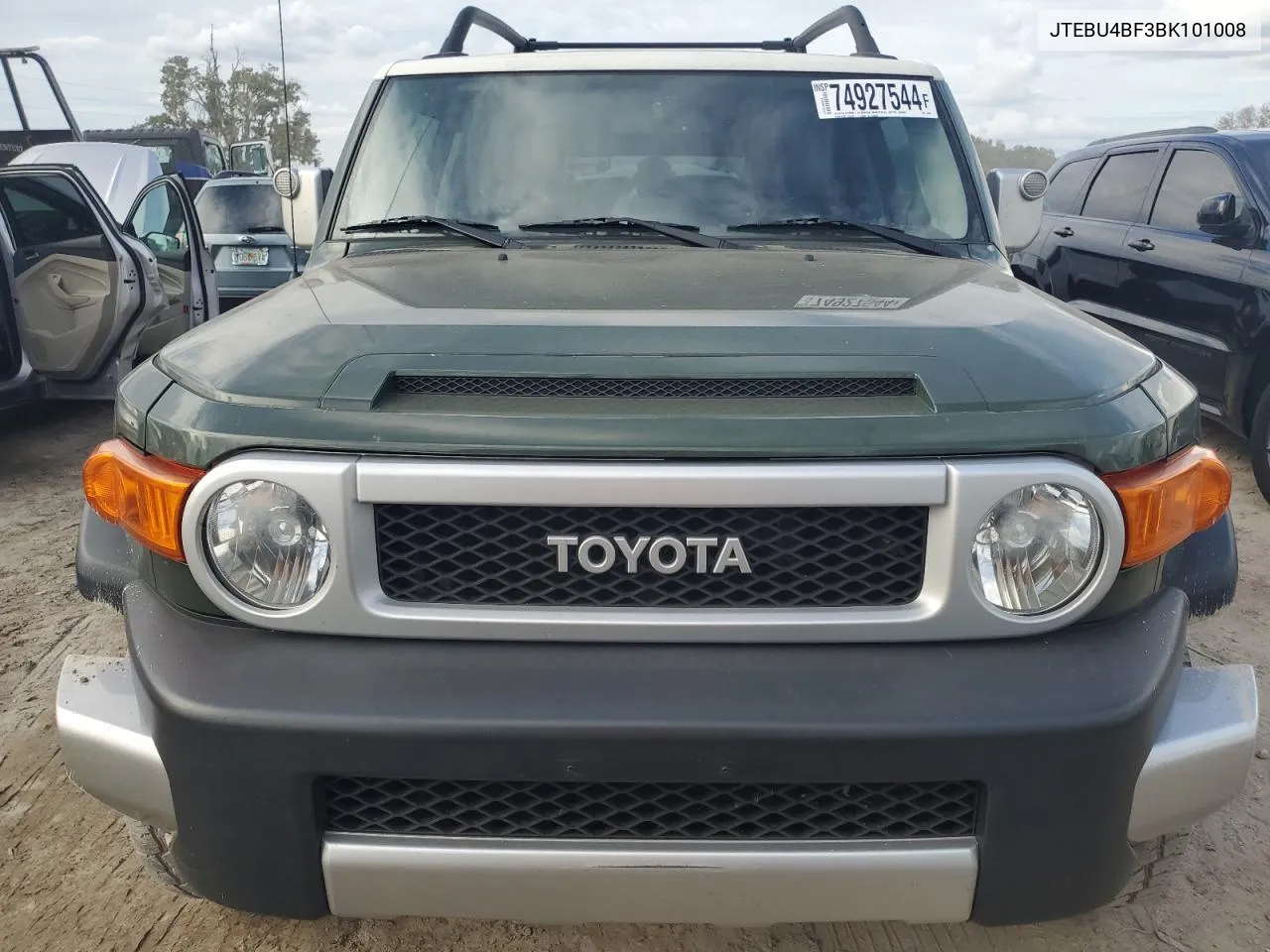 2011 Toyota Fj Cruiser VIN: JTEBU4BF3BK101008 Lot: 74927544