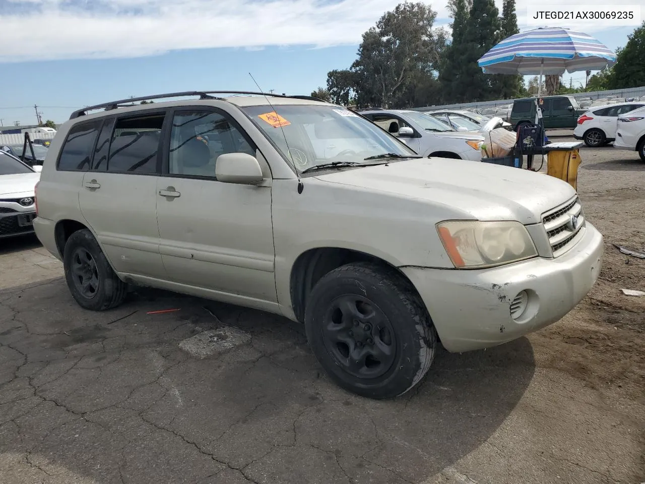 JTEGD21AX30069235 2003 Toyota Highlander