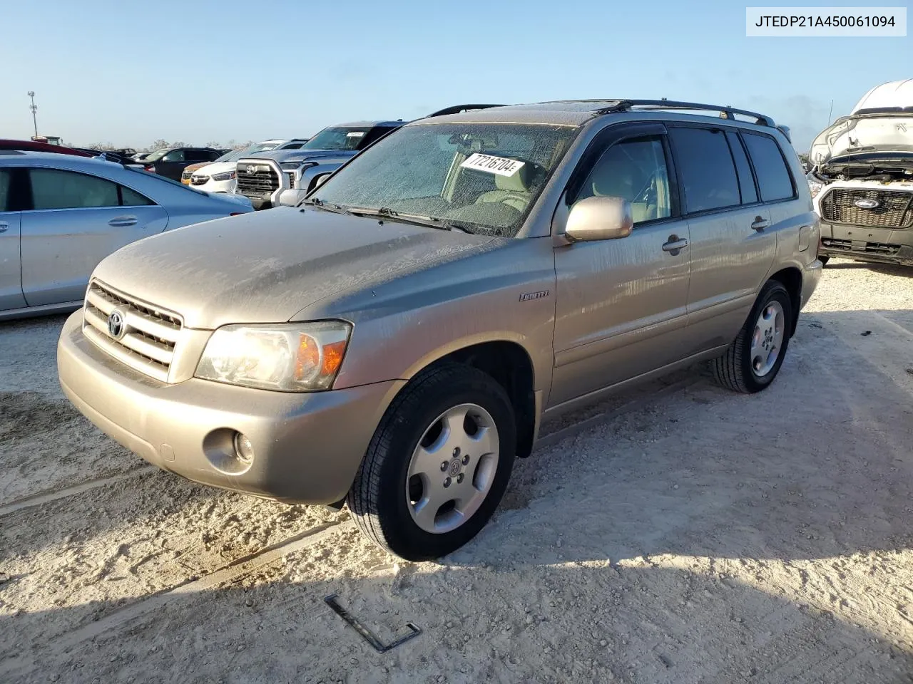 2005 Toyota Highlander Limited VIN: JTEDP21A450061094 Lot: 77216704