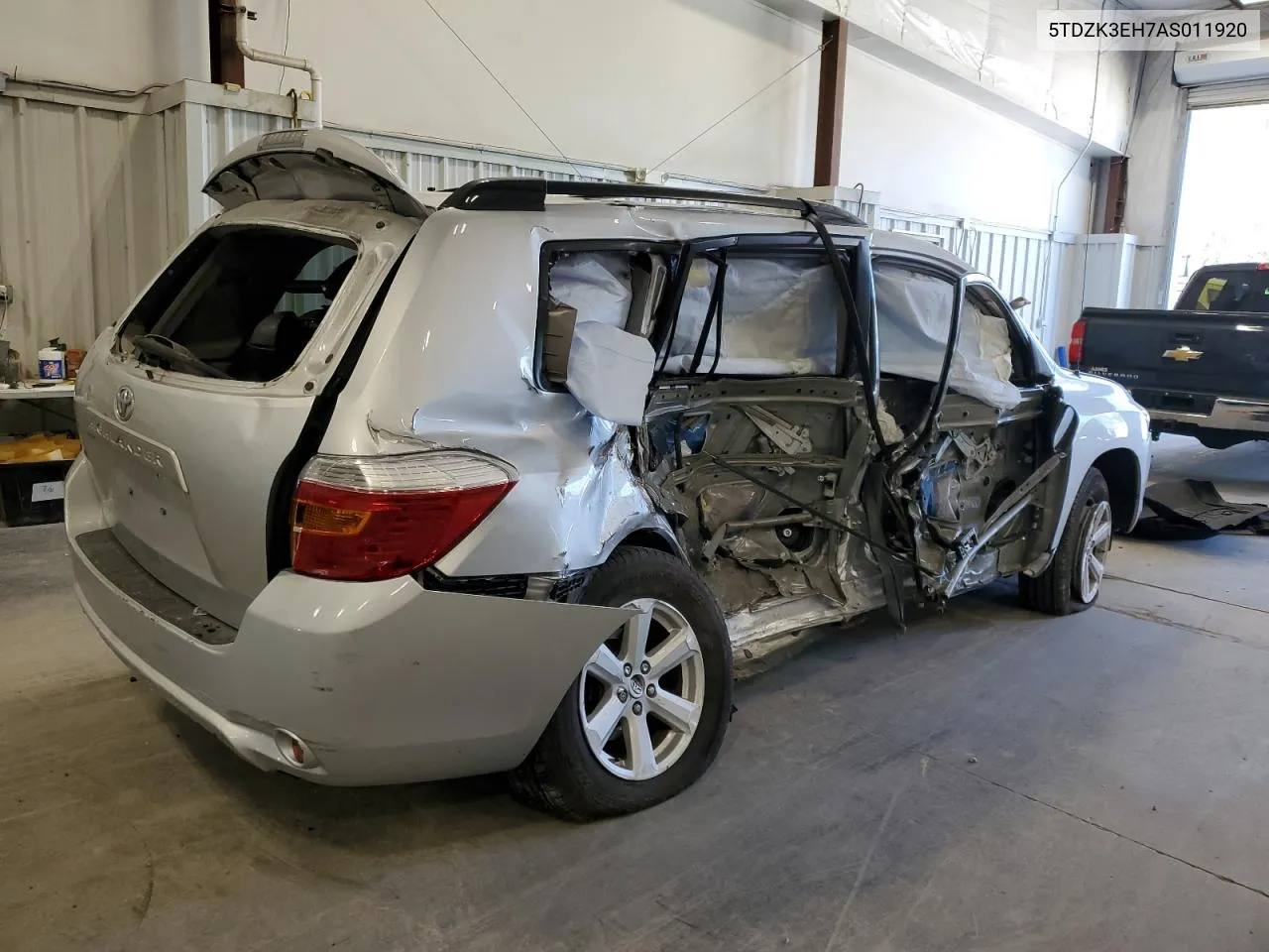 2010 Toyota Highlander VIN: 5TDZK3EH7AS011920 Lot: 73779854