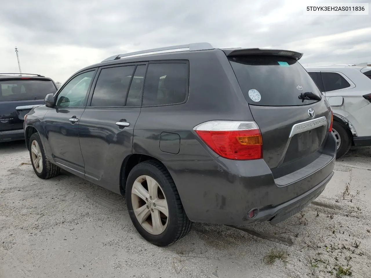 2010 Toyota Highlander Limited VIN: 5TDYK3EH2AS011836 Lot: 76143184