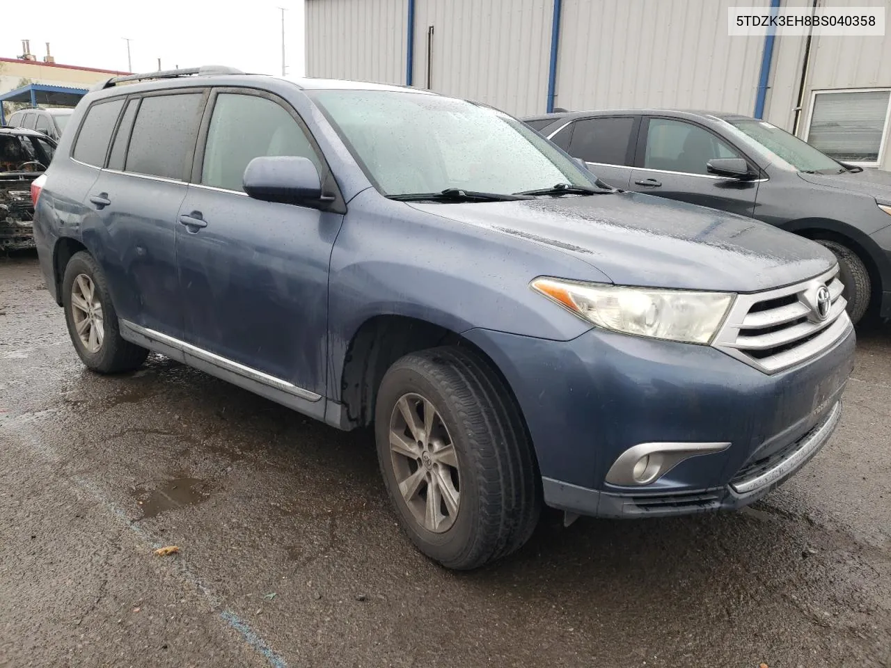 2011 Toyota Highlander Base VIN: 5TDZK3EH8BS040358 Lot: 52769574