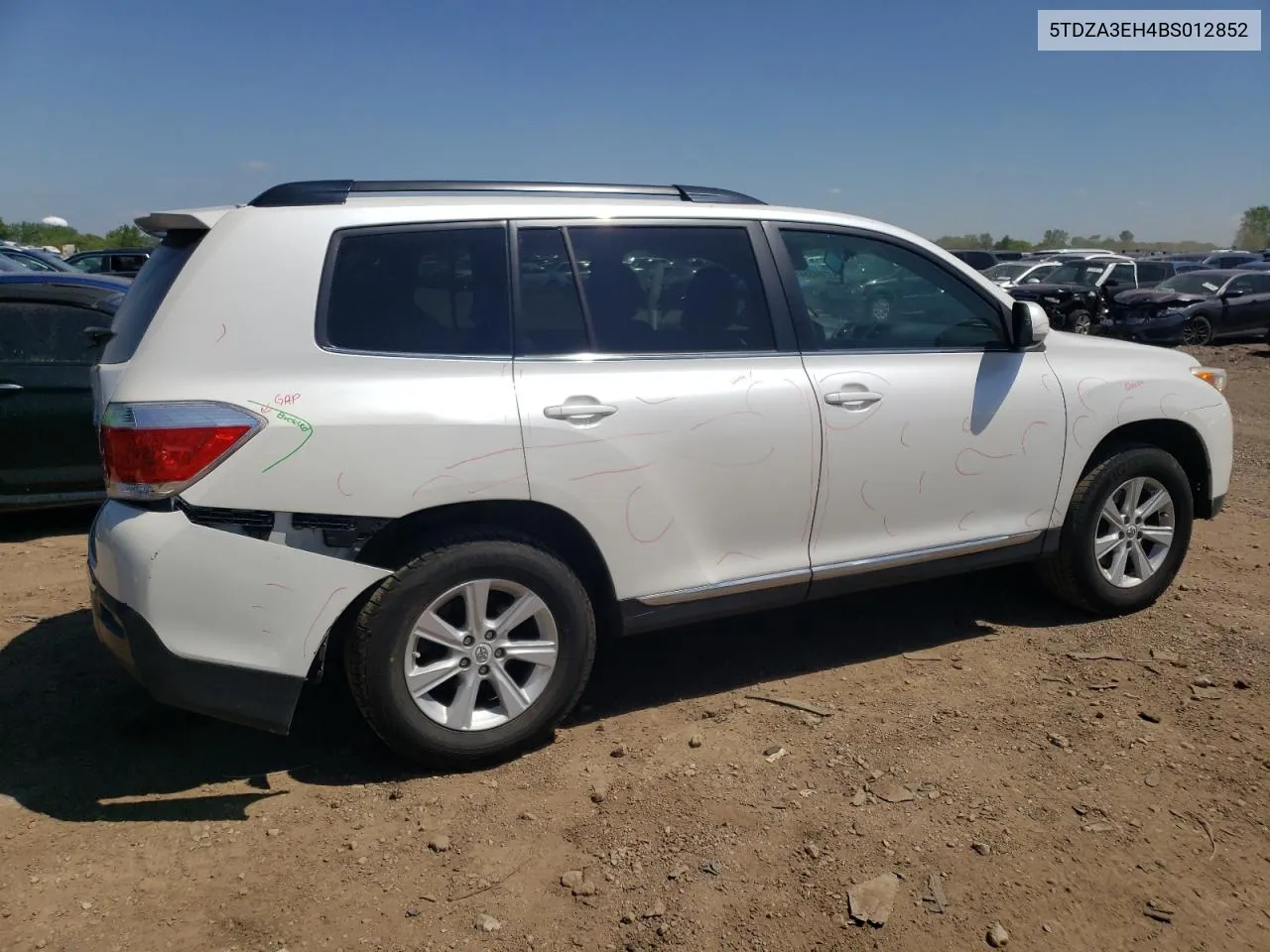 2011 Toyota Highlander Base VIN: 5TDZA3EH4BS012852 Lot: 55384354