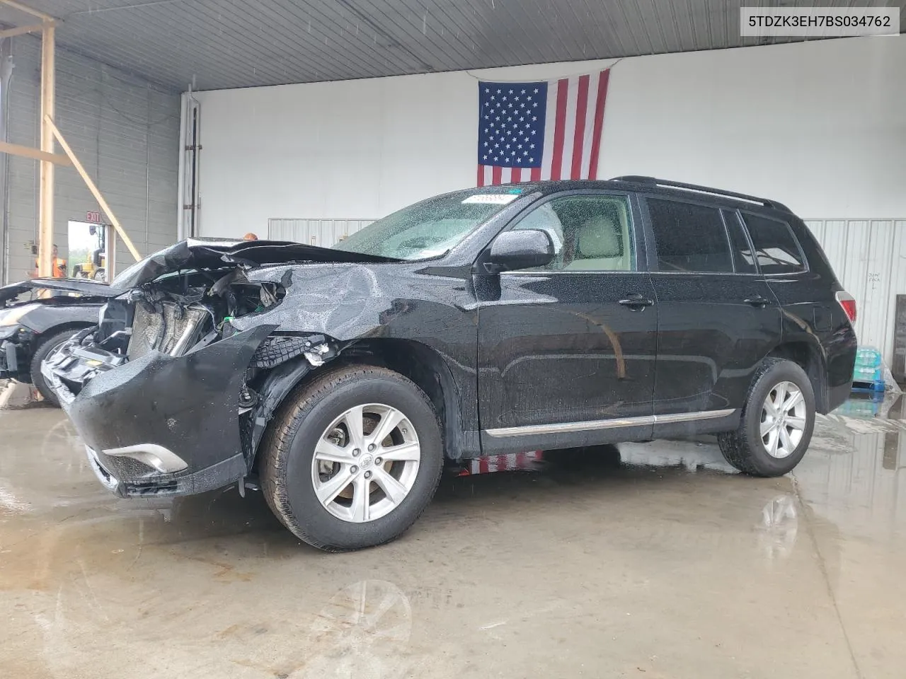 5TDZK3EH7BS034762 2011 Toyota Highlander Base