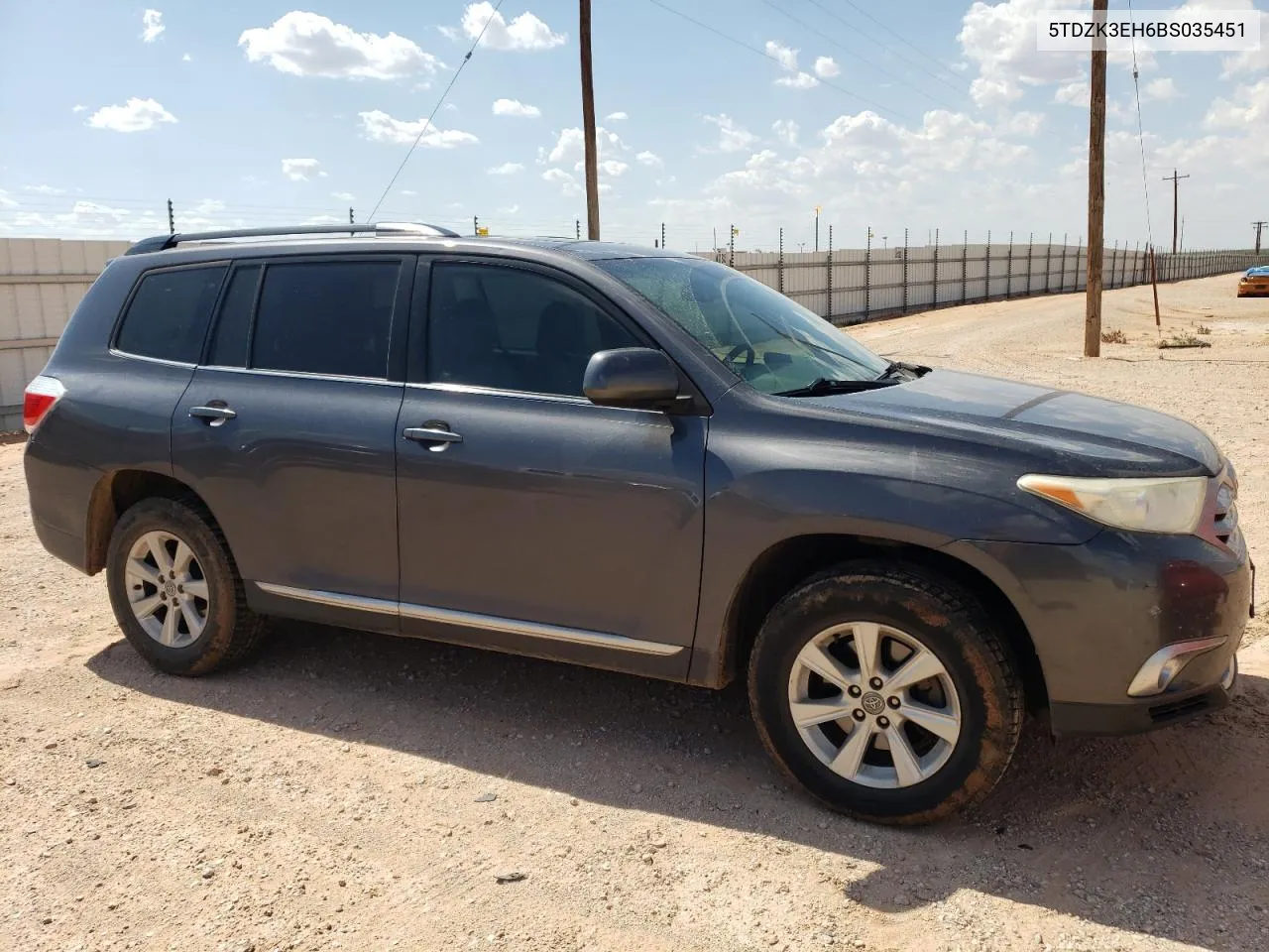 2011 Toyota Highlander Base VIN: 5TDZK3EH6BS035451 Lot: 62605404