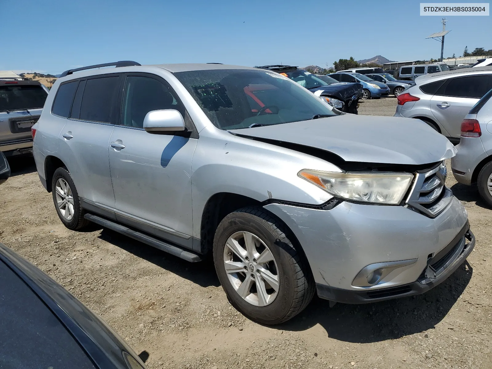 2011 Toyota Highlander Base VIN: 5TDZK3EH3BS035004 Lot: 65710174