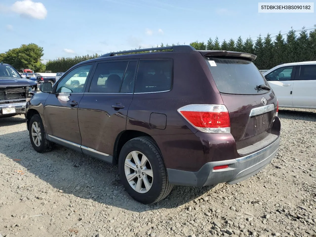 2011 Toyota Highlander Base VIN: 5TDBK3EH3BS090182 Lot: 69478274