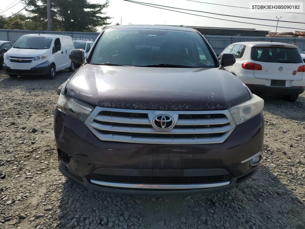 2011 Toyota Highlander Base VIN: 5TDBK3EH3BS090182 Lot: 69478274