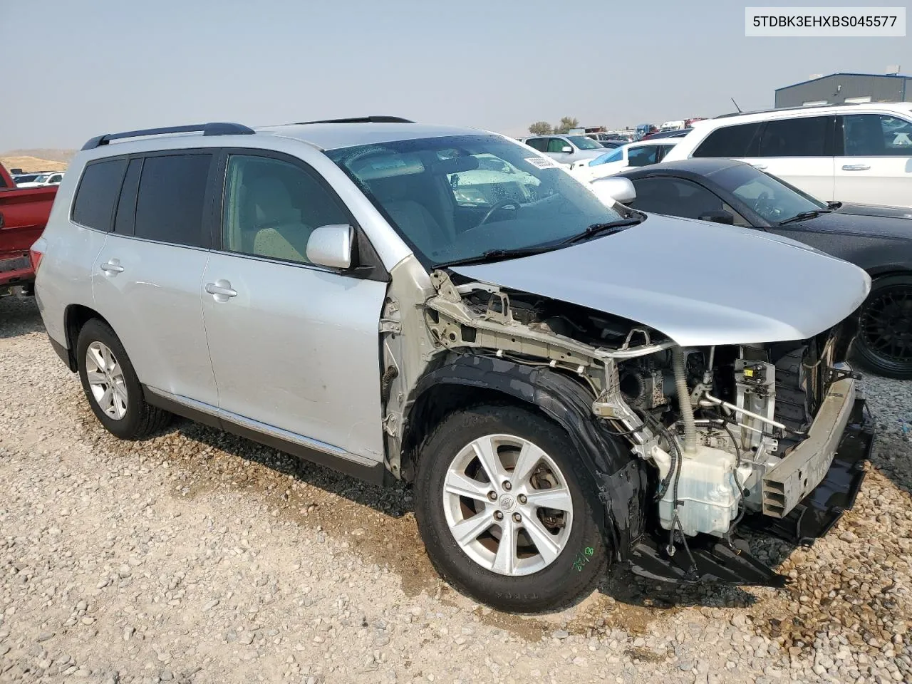 2011 Toyota Highlander Base VIN: 5TDBK3EHXBS045577 Lot: 69992334