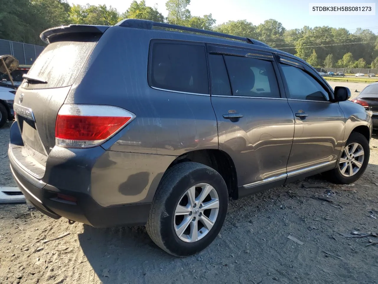 2011 Toyota Highlander Base VIN: 5TDBK3EH5BS081273 Lot: 70372634