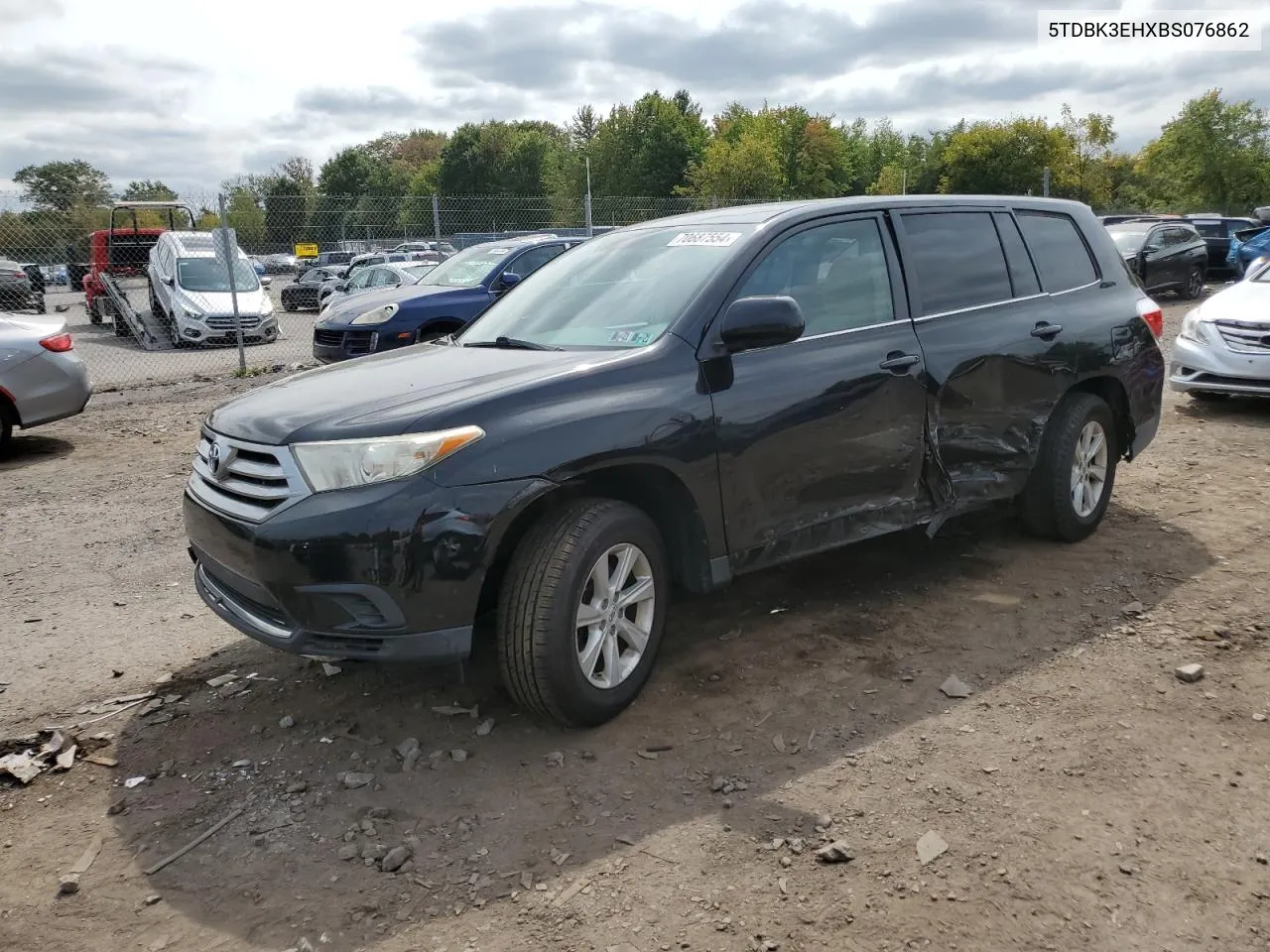 2011 Toyota Highlander Base VIN: 5TDBK3EHXBS076862 Lot: 70687554