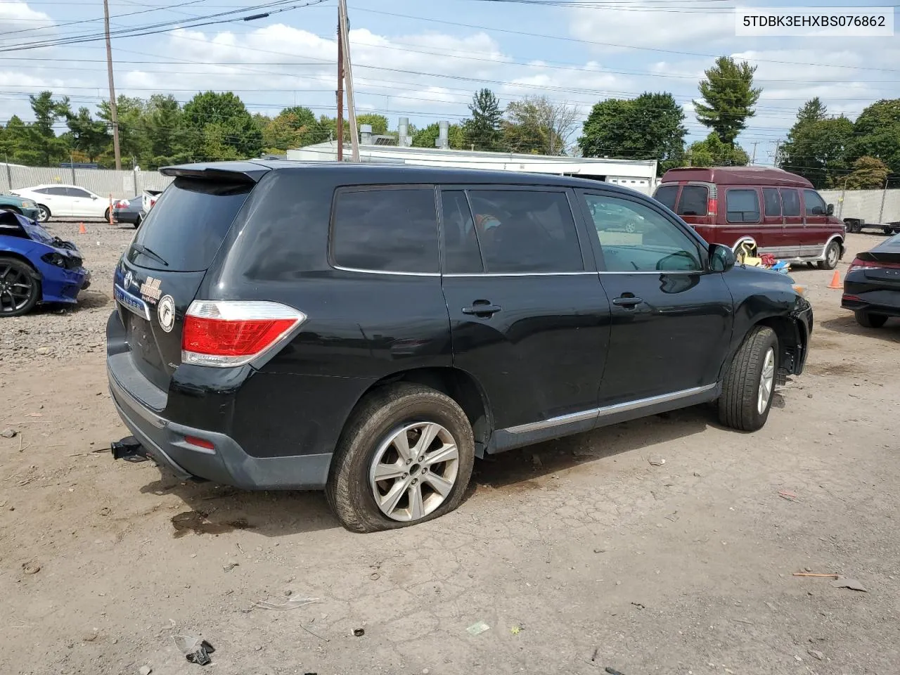 5TDBK3EHXBS076862 2011 Toyota Highlander Base