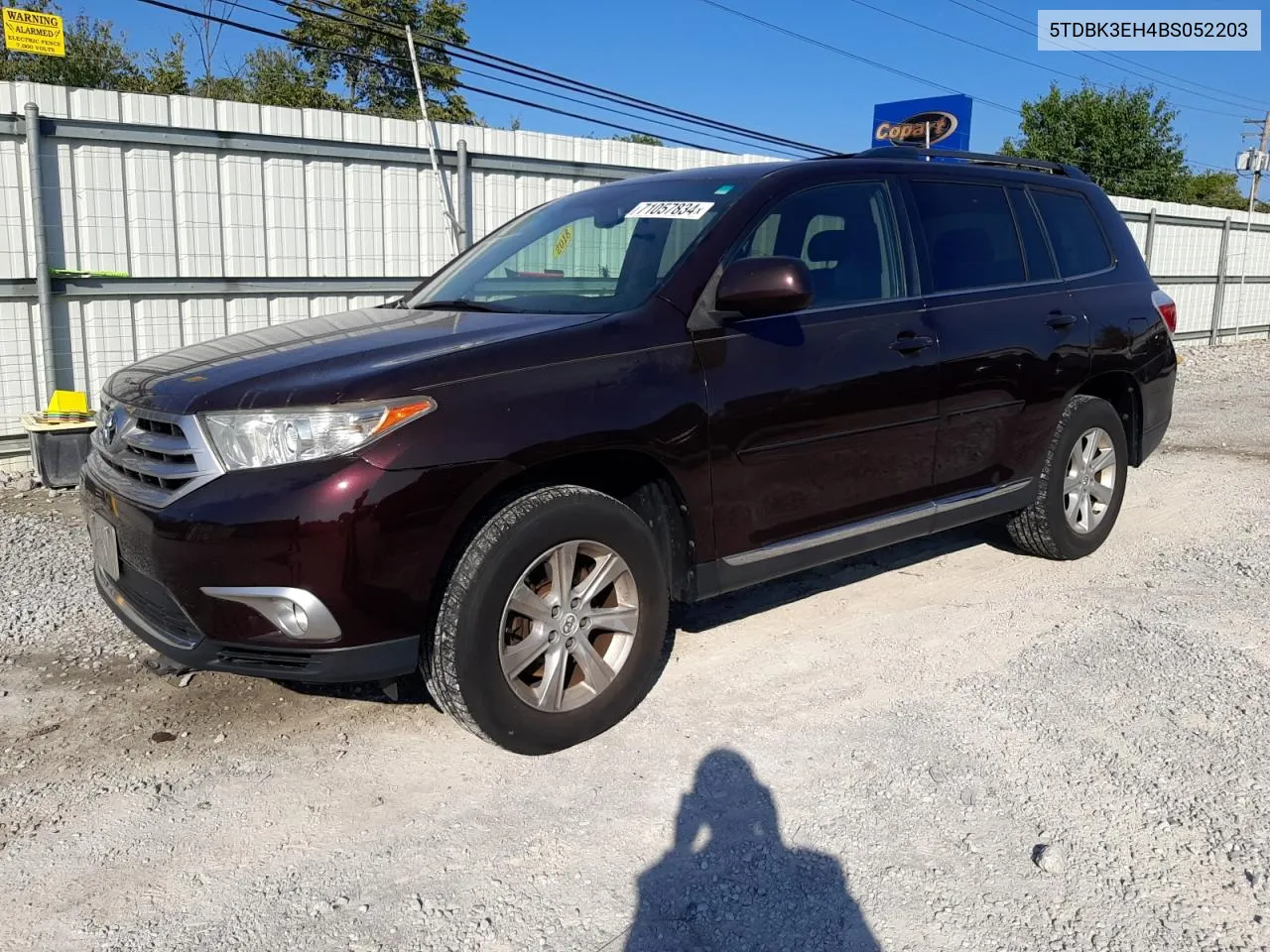 2011 Toyota Highlander Base VIN: 5TDBK3EH4BS052203 Lot: 71057834