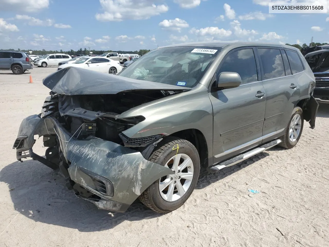 2011 Toyota Highlander Base VIN: 5TDZA3EH8BS015608 Lot: 72338634