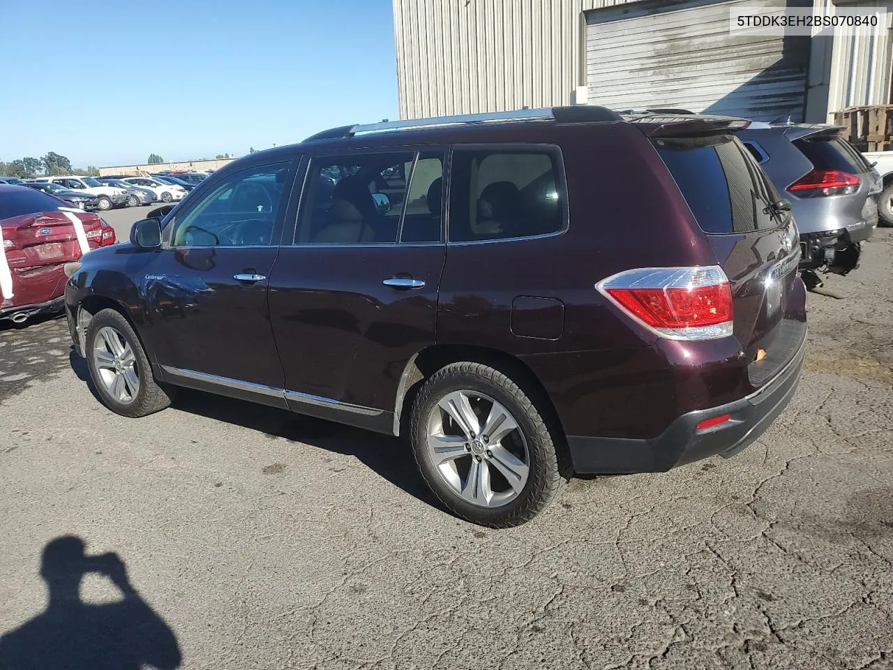 5TDDK3EH2BS070840 2011 Toyota Highlander Limited