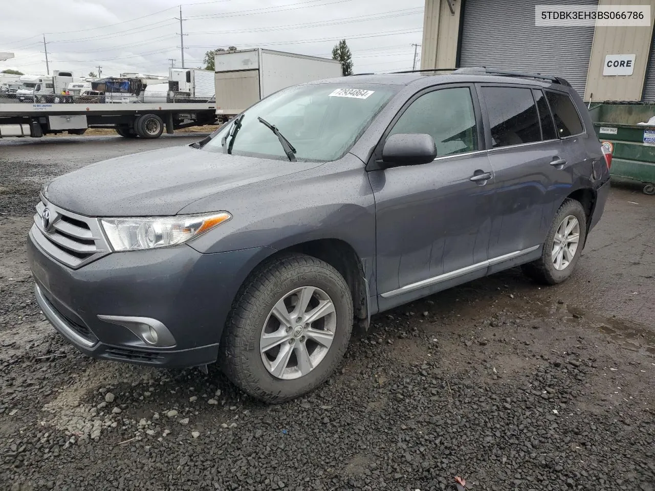 2011 Toyota Highlander Base VIN: 5TDBK3EH3BS066786 Lot: 72934864