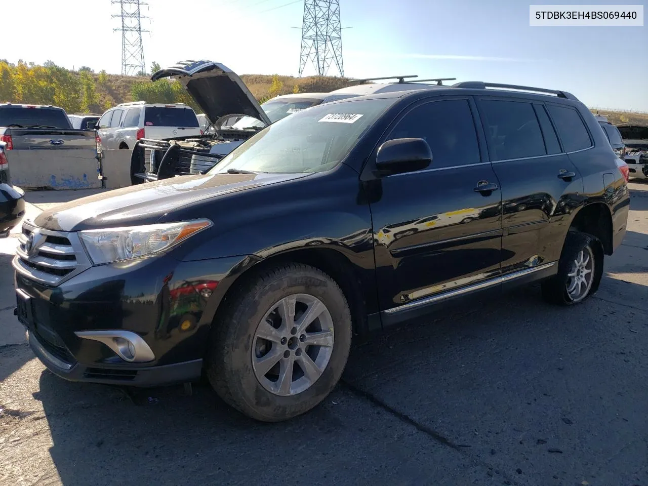 2011 Toyota Highlander Base VIN: 5TDBK3EH4BS069440 Lot: 73720964