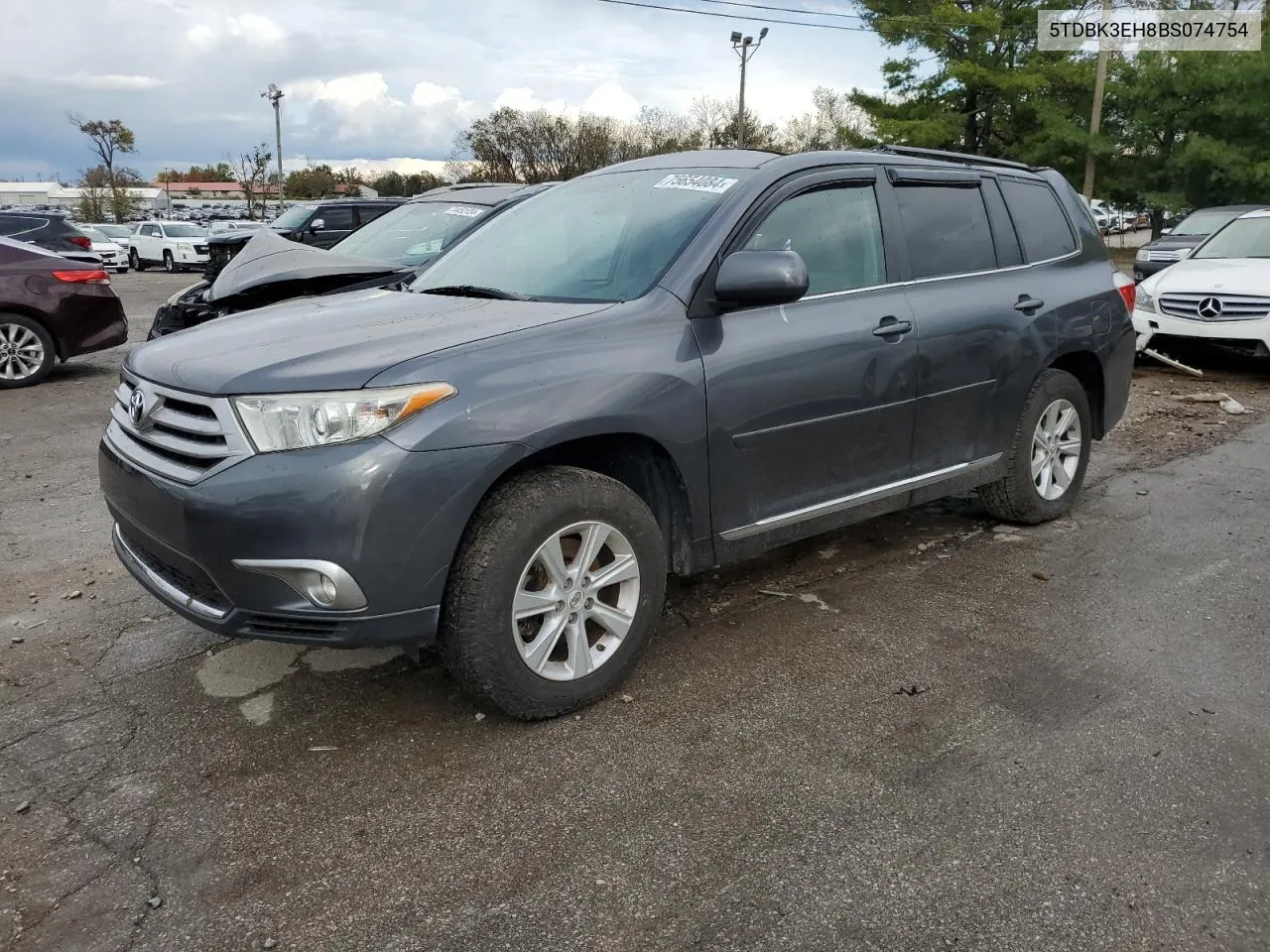 2011 Toyota Highlander Base VIN: 5TDBK3EH8BS074754 Lot: 75654084