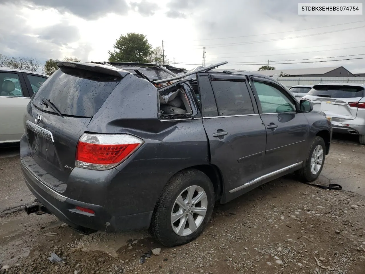 2011 Toyota Highlander Base VIN: 5TDBK3EH8BS074754 Lot: 75654084