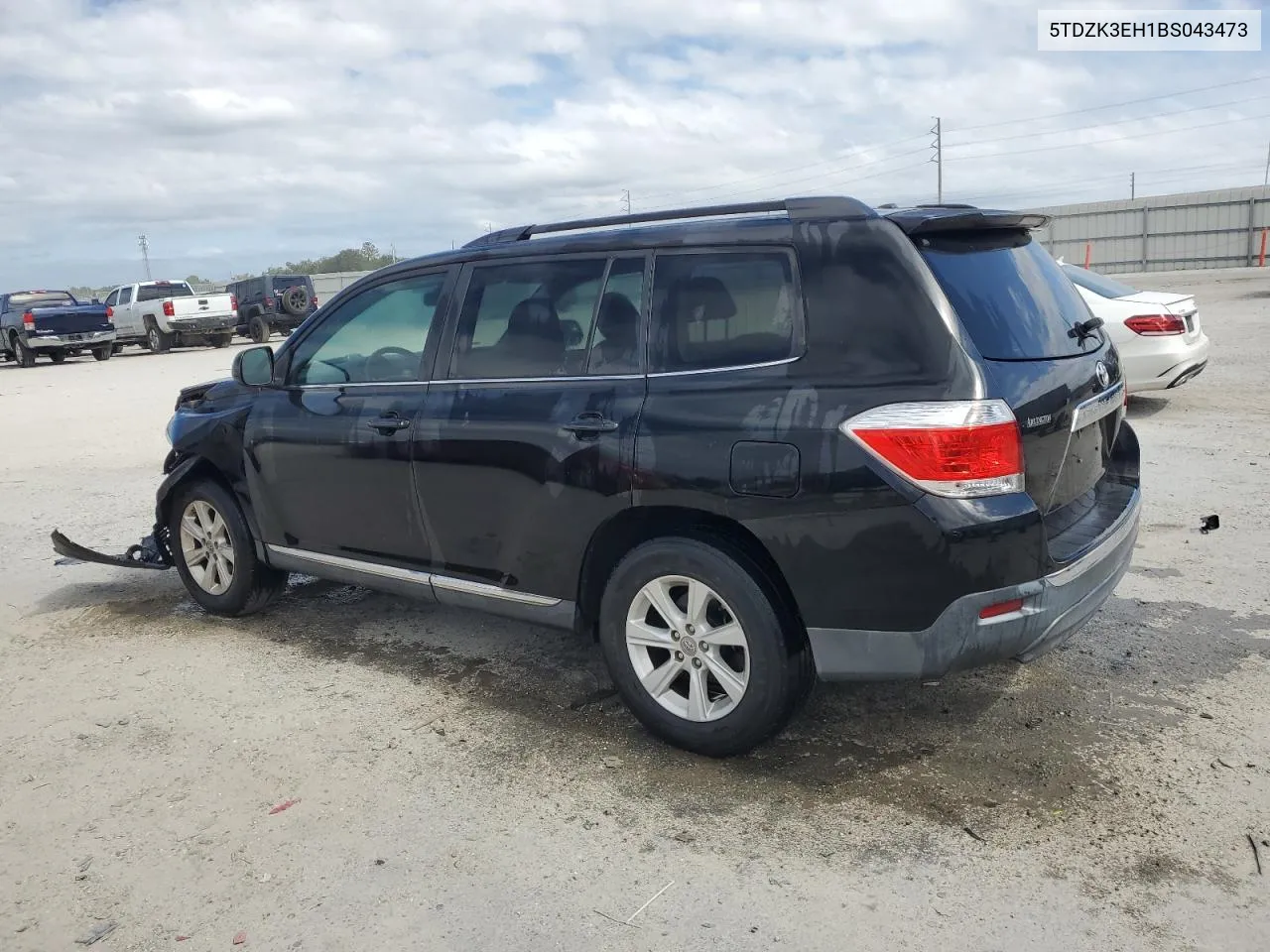 2011 Toyota Highlander Base VIN: 5TDZK3EH1BS043473 Lot: 76374564