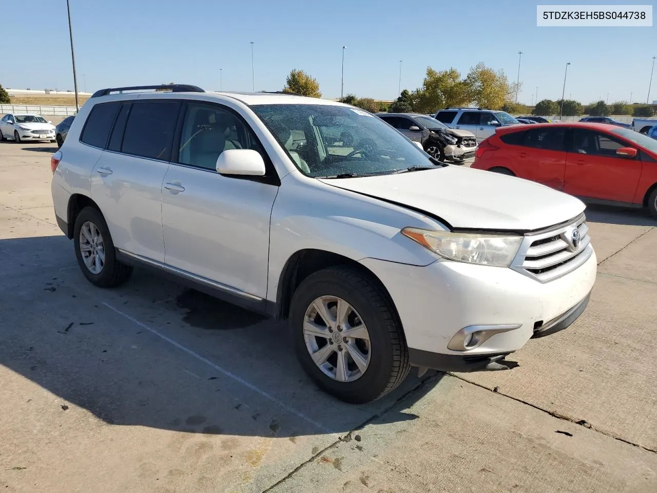 2011 Toyota Highlander Base VIN: 5TDZK3EH5BS044738 Lot: 77456434