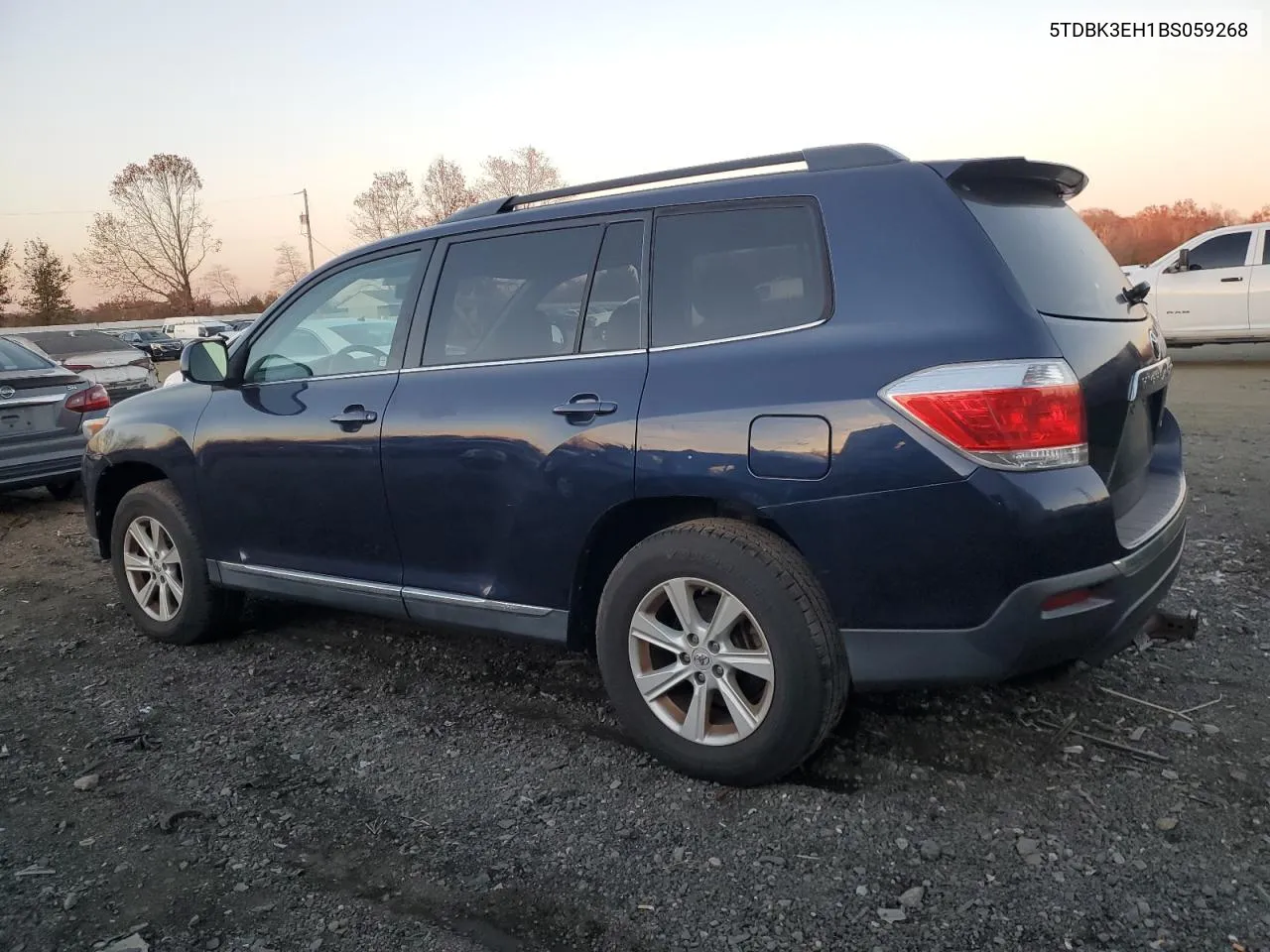 2011 Toyota Highlander Base VIN: 5TDBK3EH1BS059268 Lot: 80739834