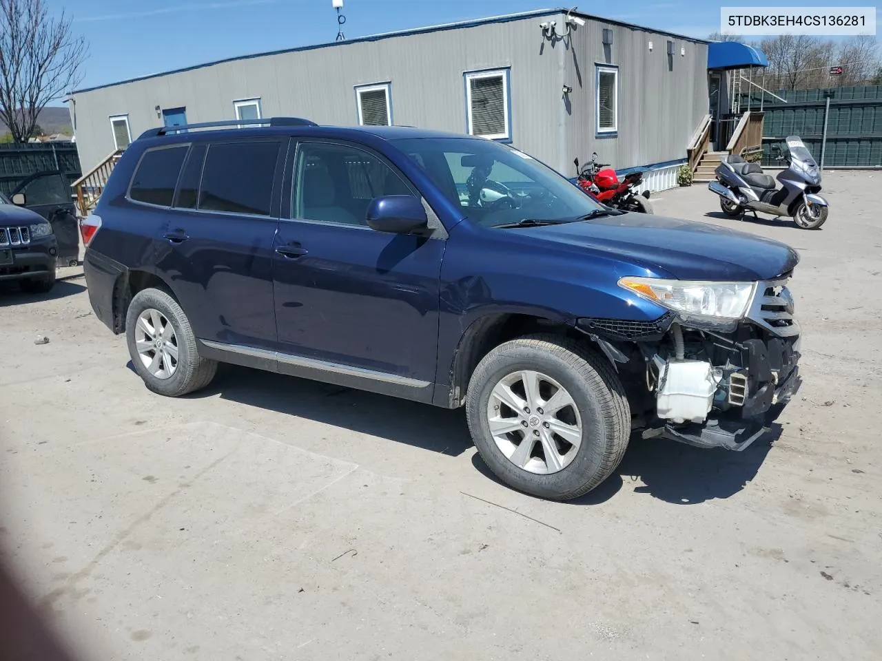 5TDBK3EH4CS136281 2012 Toyota Highlander Base